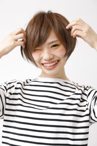 15A0908-330x495